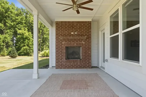 418 Ehrlich Lane Westfield IN 46074