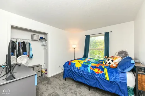 10043 Sanger Drive Fishers IN 46038