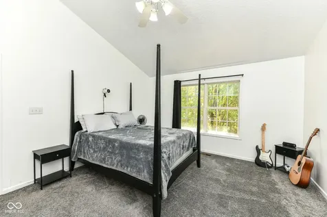 10043 Sanger Drive Fishers IN 46038