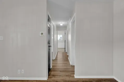 3006 Hawcreek Boulevard Columbus IN 47203