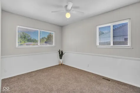 3006 Hawcreek Boulevard Columbus IN 47203
