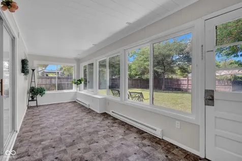 3006 Hawcreek Boulevard Columbus IN 47203