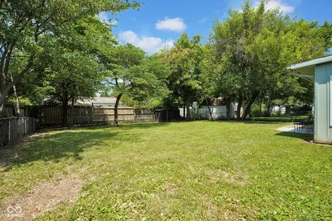 3006 Hawcreek Boulevard Columbus IN 47203
