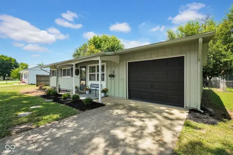 3006 Hawcreek Boulevard Columbus IN 47203
