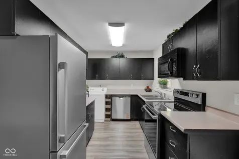 3006 Hawcreek Boulevard Columbus IN 47203