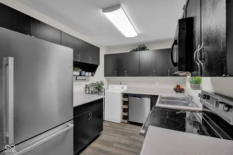 3006 Hawcreek Boulevard Columbus IN 47203