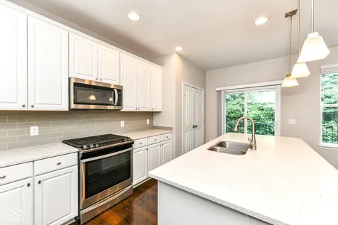 13069 Raritan Drive Fishers IN 46038