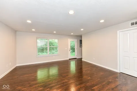 13069 Raritan Drive Fishers IN 46038