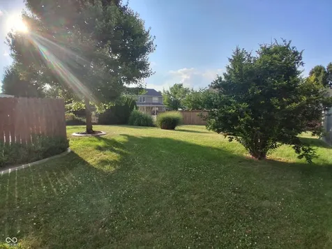 6660 W Denton Drive Mccordsville IN 46055