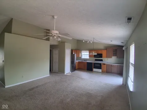 6660 W Denton Drive Mccordsville IN 46055