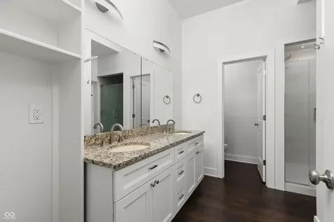 1121 Villa Indianapolis IN 46203