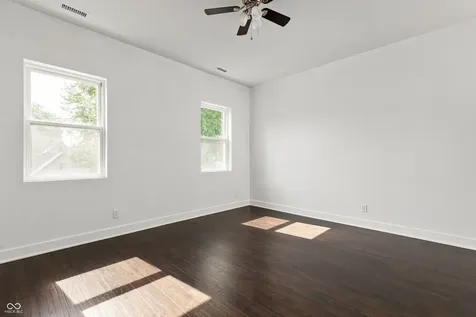 1121 Villa Indianapolis IN 46203