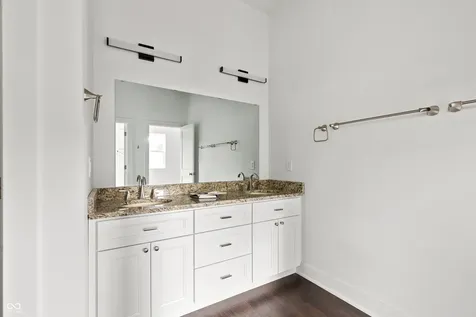 1121 Villa Indianapolis IN 46203