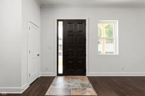 1121 Villa Indianapolis IN 46203