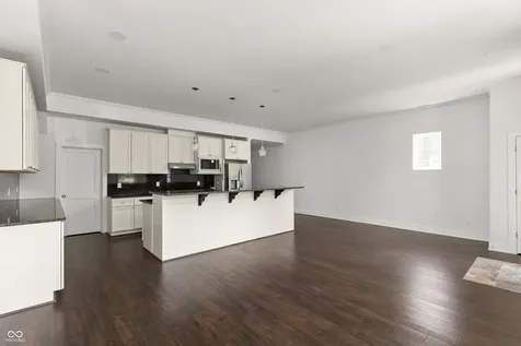 1121 Villa Indianapolis IN 46203