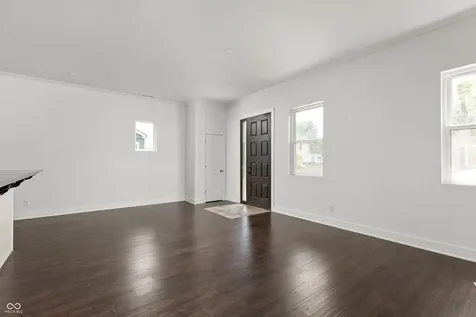 1121 Villa Indianapolis IN 46203