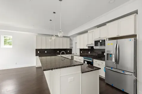 1121 Villa Indianapolis IN 46203