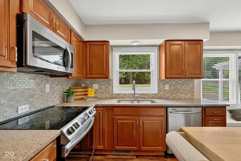 12315 Brookshire Parkway Carmel IN 46033