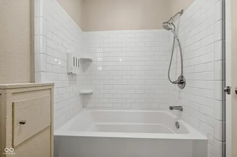 12315 Brookshire Parkway Carmel IN 46033