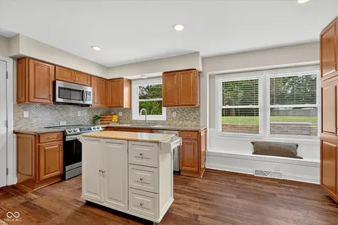 12315 Brookshire Parkway Carmel IN 46033