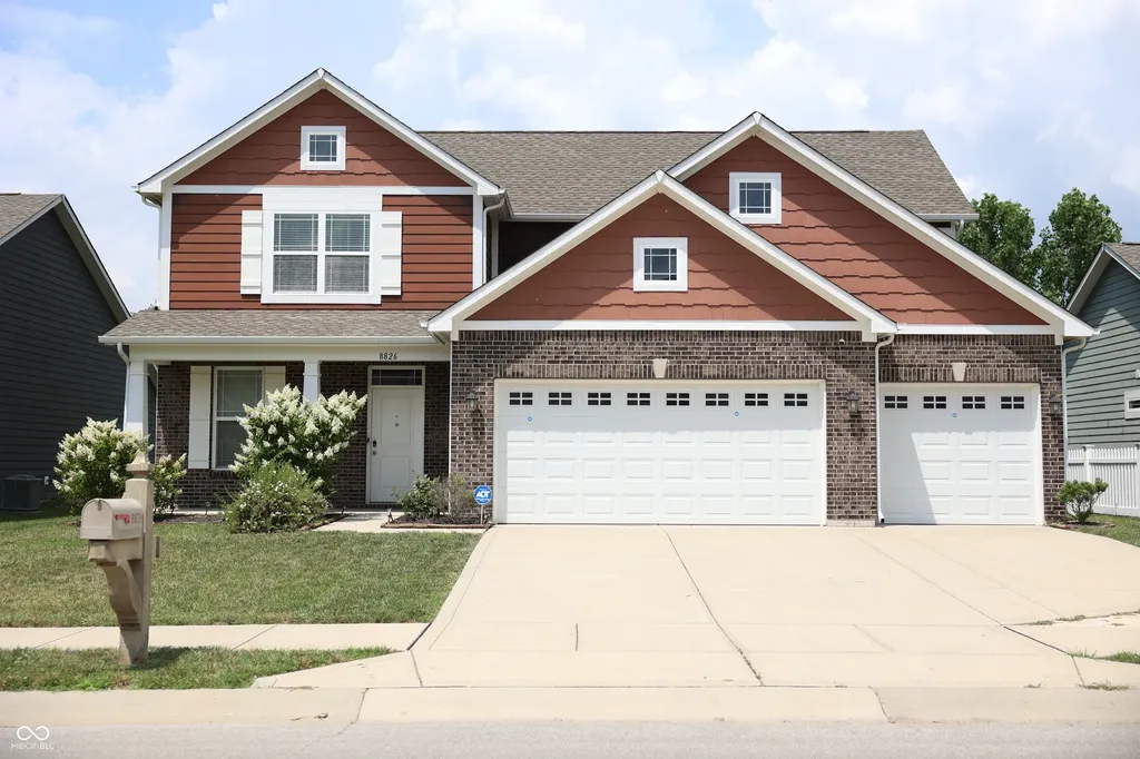 8826 Hemingway Drive Indianapolis IN 46239