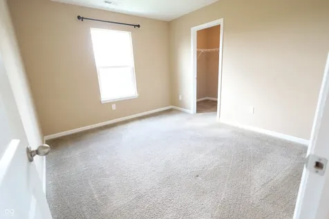 8826 Hemingway Drive Indianapolis IN 46239