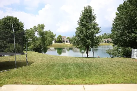 8826 Hemingway Drive Indianapolis IN 46239