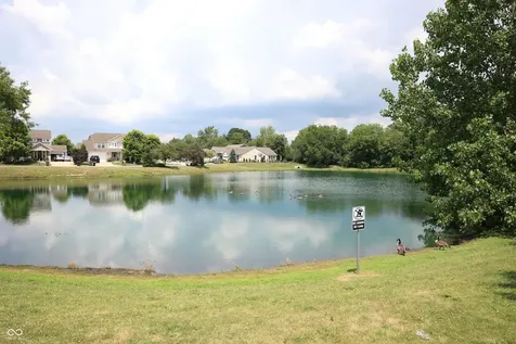 8826 Hemingway Drive Indianapolis IN 46239