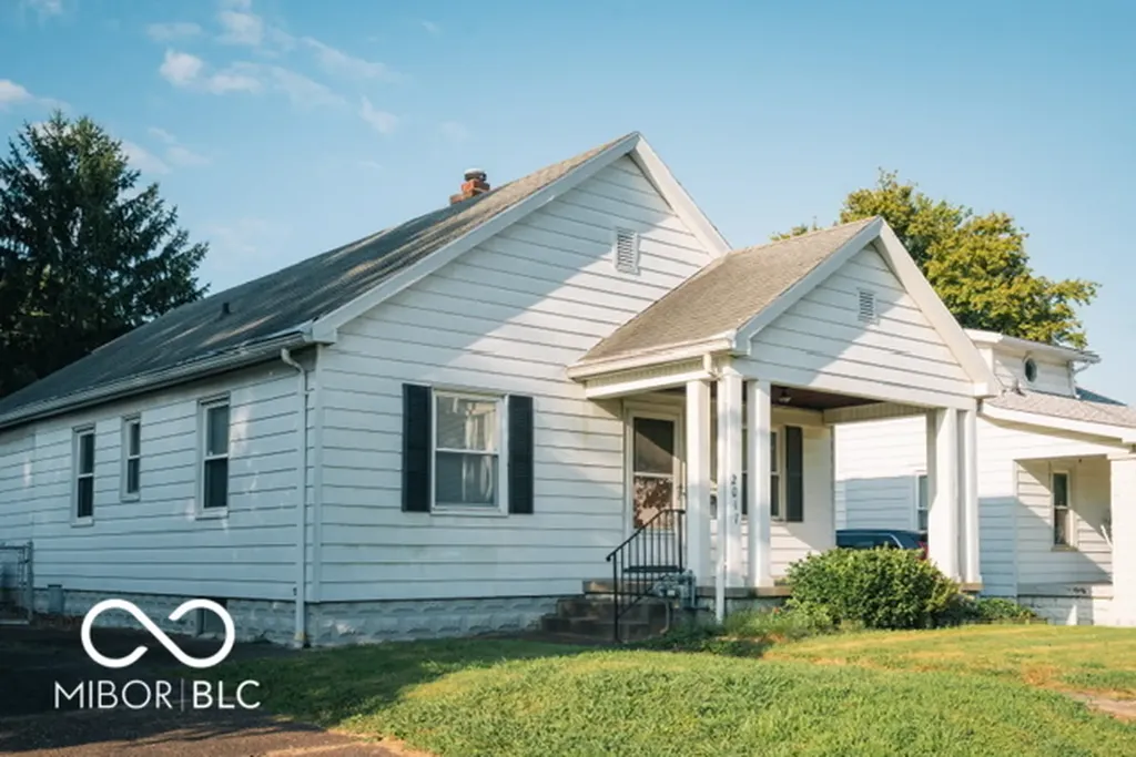 2017 E Franklin Street Evansville IN 47711