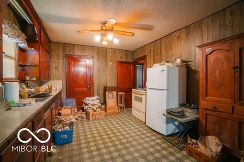 2017 E Franklin Street Evansville IN 47711