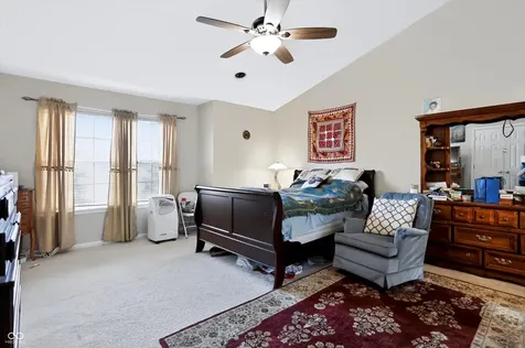281 Wakefield Drive E Greenwood IN 46142