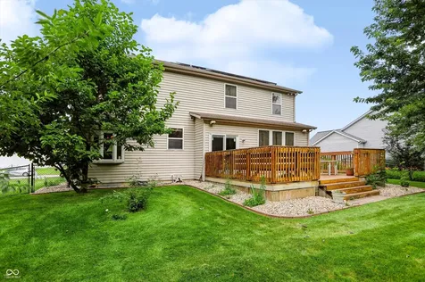 281 Wakefield Drive E Greenwood IN 46142