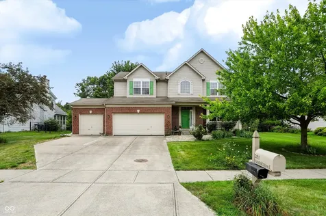 281 Wakefield Drive E Greenwood IN 46142