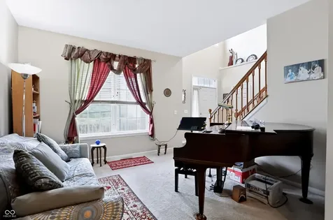 281 Wakefield Drive E Greenwood IN 46142