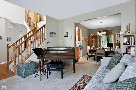 281 Wakefield Drive E Greenwood IN 46142