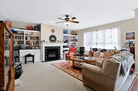 281 Wakefield Drive E Greenwood IN 46142