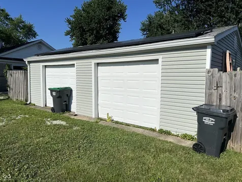 2 Bentwood Street Greenwood IN 46143