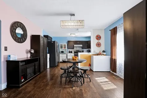 3907 E 16th Street Indianapolis IN 46201
