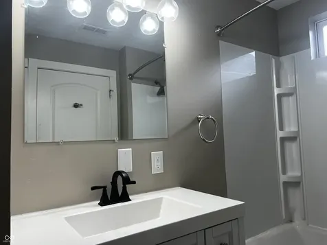 330 W 40th Street Indianapolis IN 46208