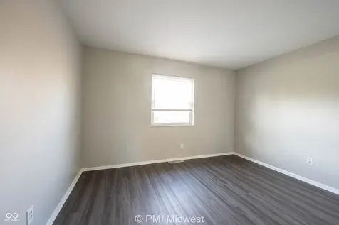 5843 Woodside Drive Indianapolis IN 46228