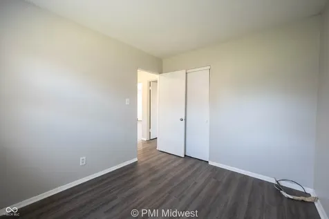 5843 Woodside Drive Indianapolis IN 46228