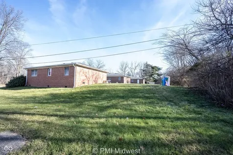 5843 Woodside Drive Indianapolis IN 46228
