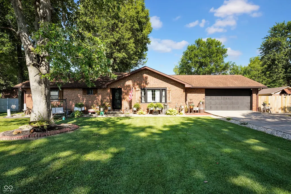1315 N Walnut Street Brazil IN 47834
