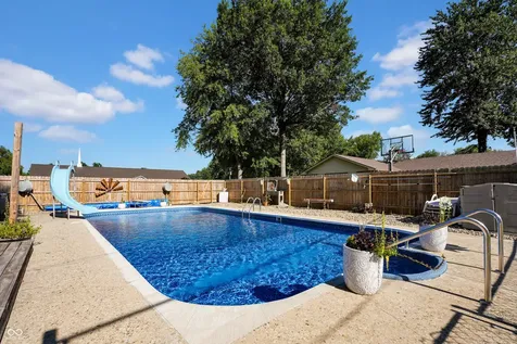 1315 N Walnut Street Brazil IN 47834