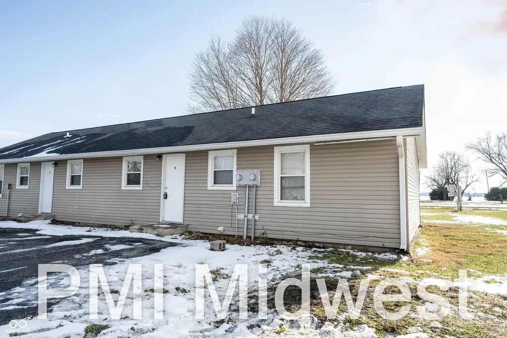 4881 S 300 W New Palestine IN 46163
