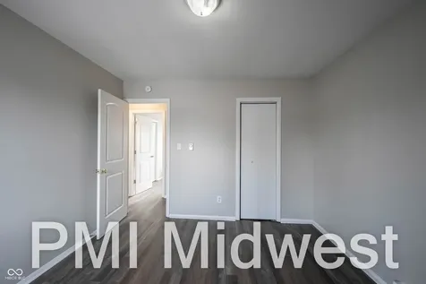 4881 S 300 W New Palestine IN 46163