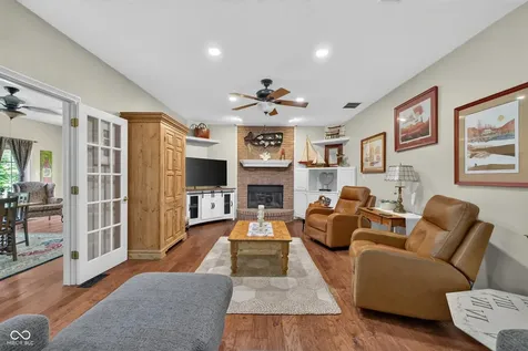 2189 Scarlet Oak Drive Avon IN 46123