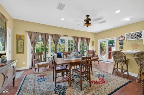 2189 Scarlet Oak Drive Avon IN 46123