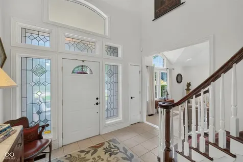 2189 Scarlet Oak Drive Avon IN 46123