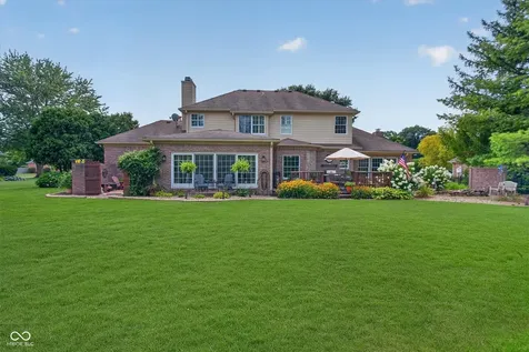 2189 Scarlet Oak Drive Avon IN 46123
